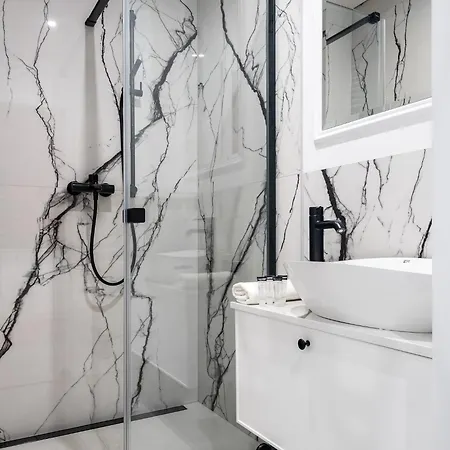 Kasprzaka 29 By Perfect 1120 Free Garage